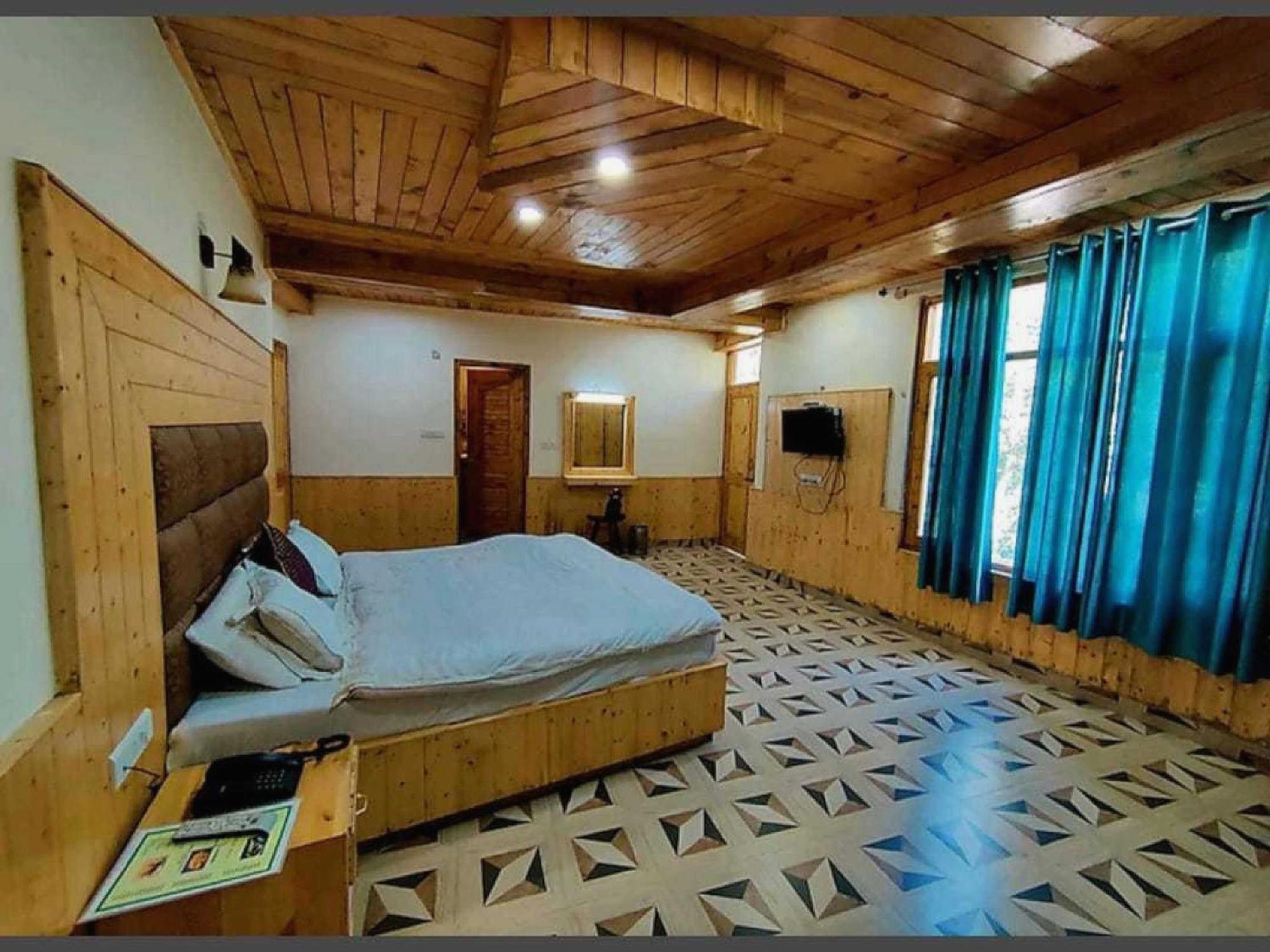 Hotel O Antriksh Cottage Manāli Extérieur photo