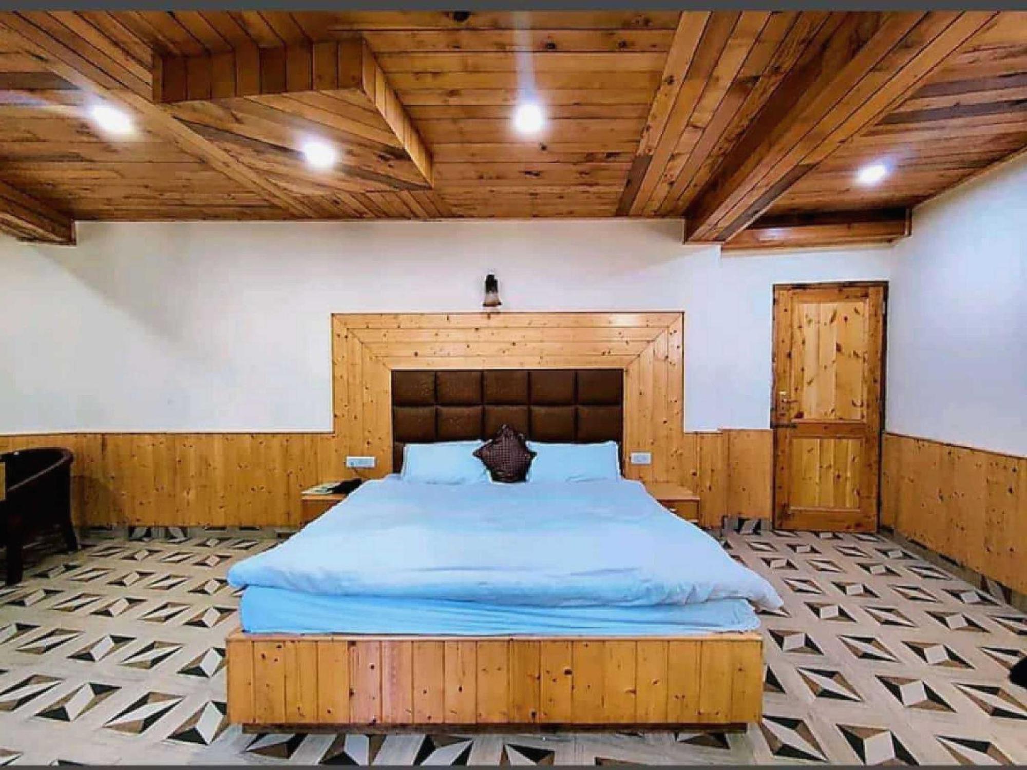 Hotel O Antriksh Cottage Manāli Extérieur photo
