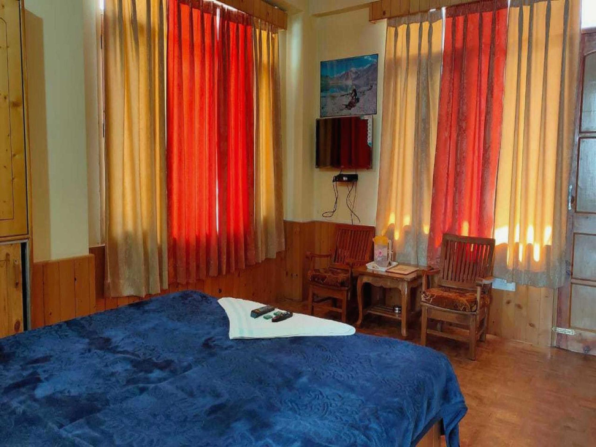 Hotel O Antriksh Cottage Manāli Extérieur photo